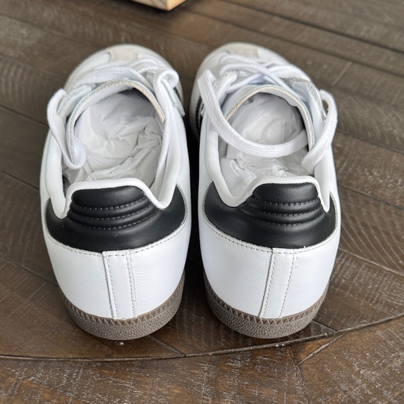 Adidas Samba OG White/Black/Gray Like New! 9.5 Women’s, 8.5 Men’s - Picture 4 of 5